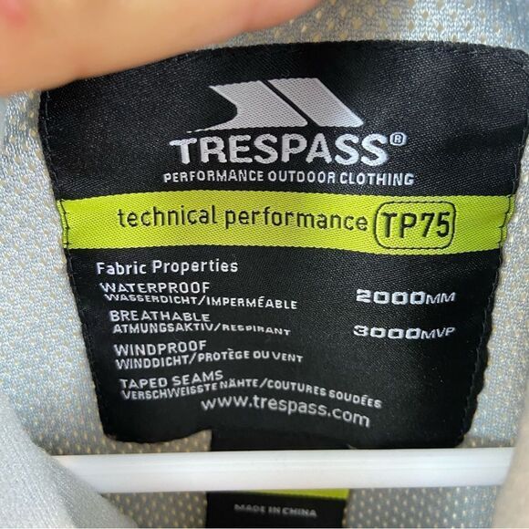 Ladies Trespass Technical Performance Ski Jacket White and  Blue Size Large - Picture 8 of 16